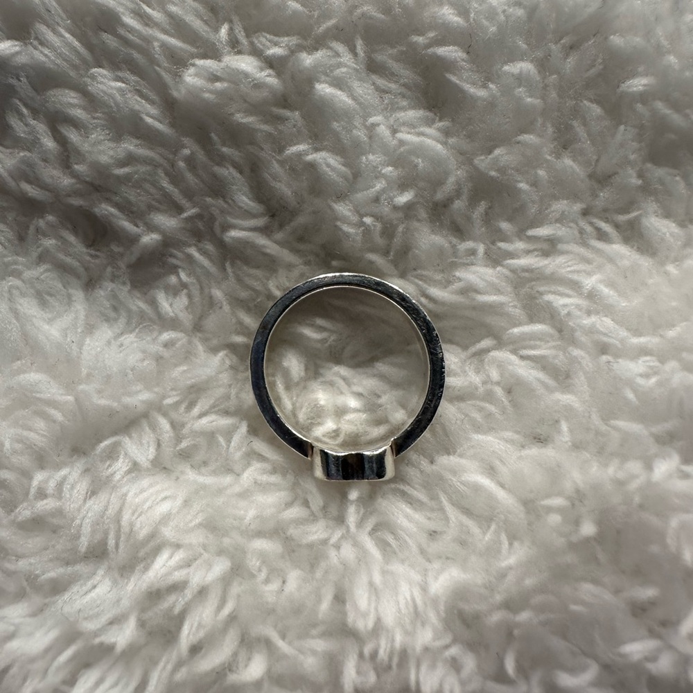 GUCCI HEART RING SIZE 7 - Picture 3 of 3